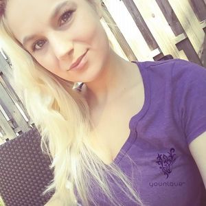 Meet your Posher, Breanne